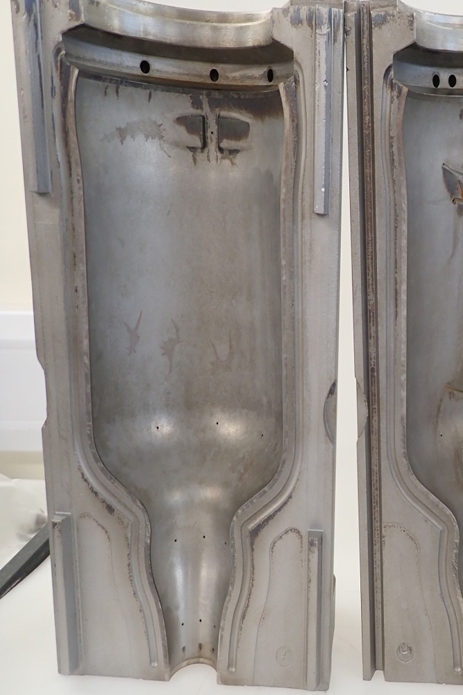 after Cleaning Glass Moulds