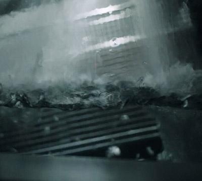 Vacuum Solvent Cleaning
