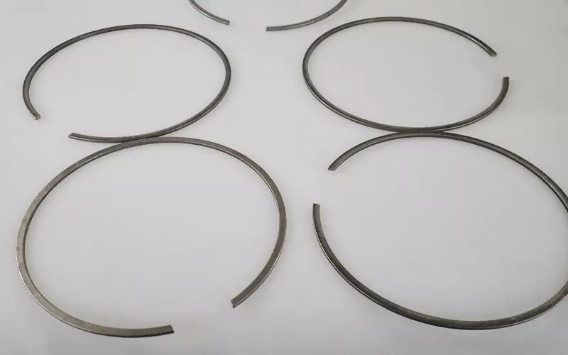 before cleaning retaining sealing rings