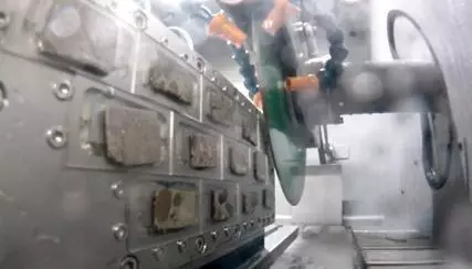 bespoke thin section cutting fixture